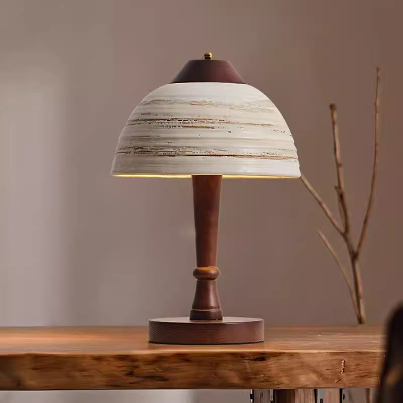Avix Table Lamp
