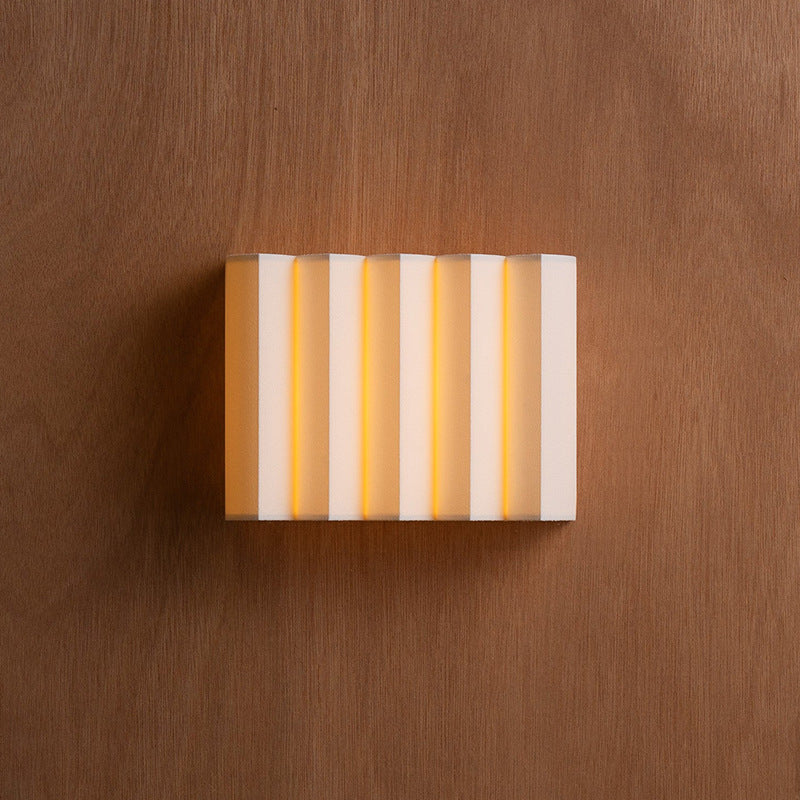 Forma Wall Lamp