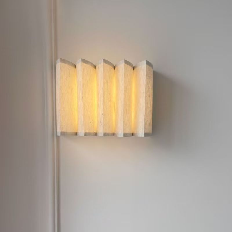 Forma Wall Lamp